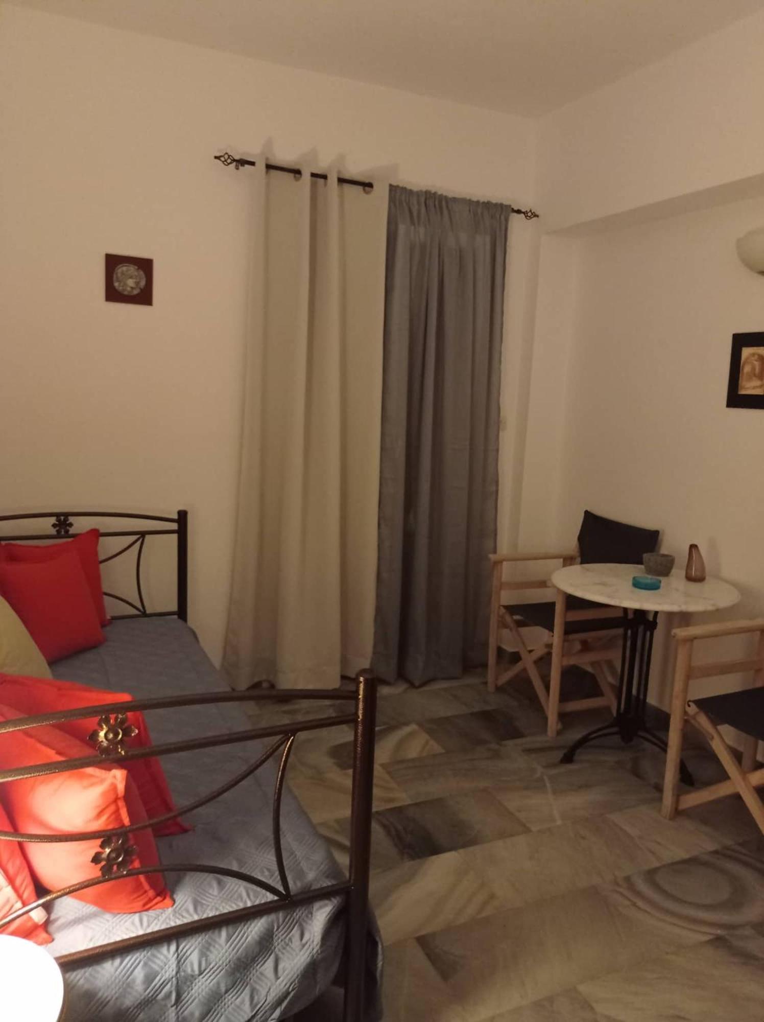 Kantouni Guest House By The Sea Batsi  Ngoại thất bức ảnh